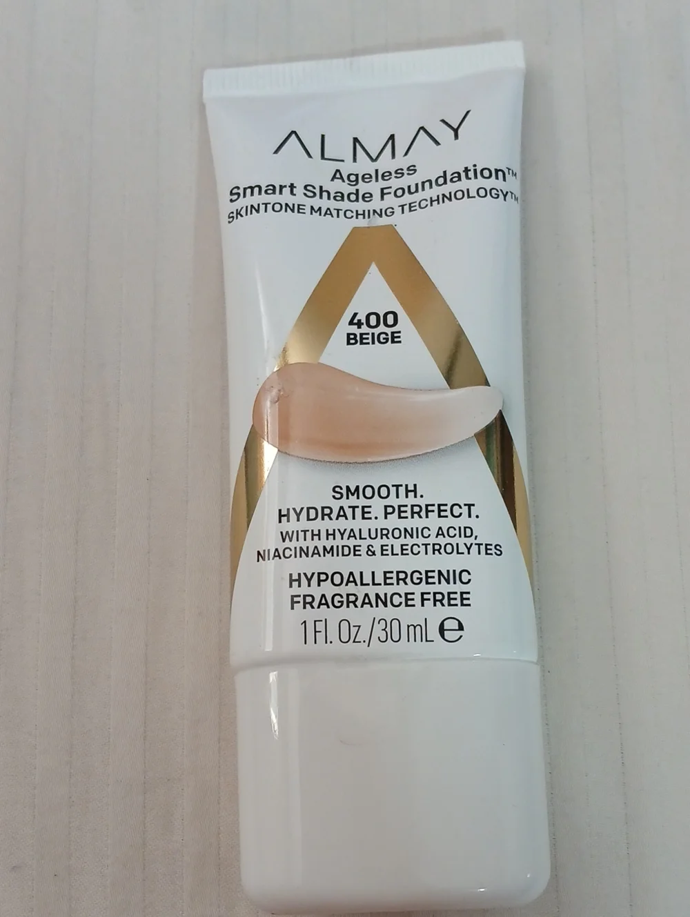 Almay Ageless Smart Shade Foundation #400 Beige